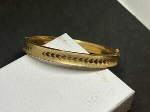 Vtg Victorian Revival 1/20 12k Gold Filled Engraved Heart Bangle Bracelet 2.3”